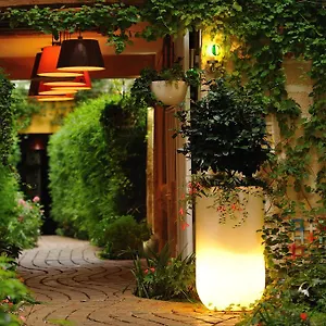 https://les-patios-du-marais-apartment.fr-paris.fr